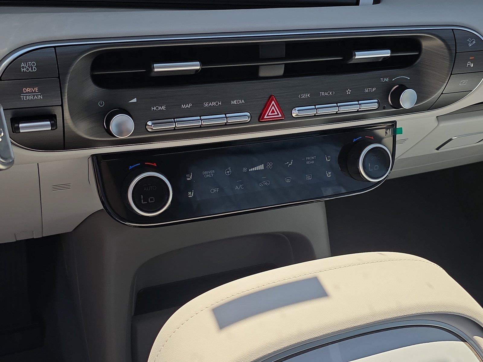 New 2026 Hyundai Palisade SEL Premium AWD/4WD image 17