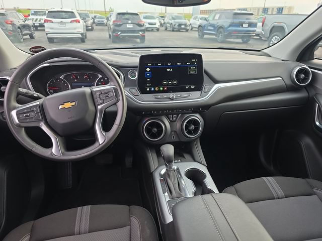 Certified 2024 Chevrolet Blazer LT w/ Convenience Package FWD image 15