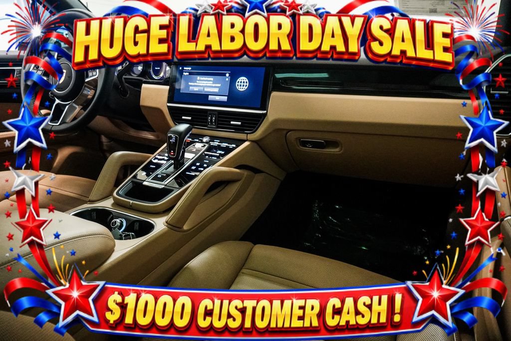 Used 2023 Porsche Cayenne AWD/4WD image 12