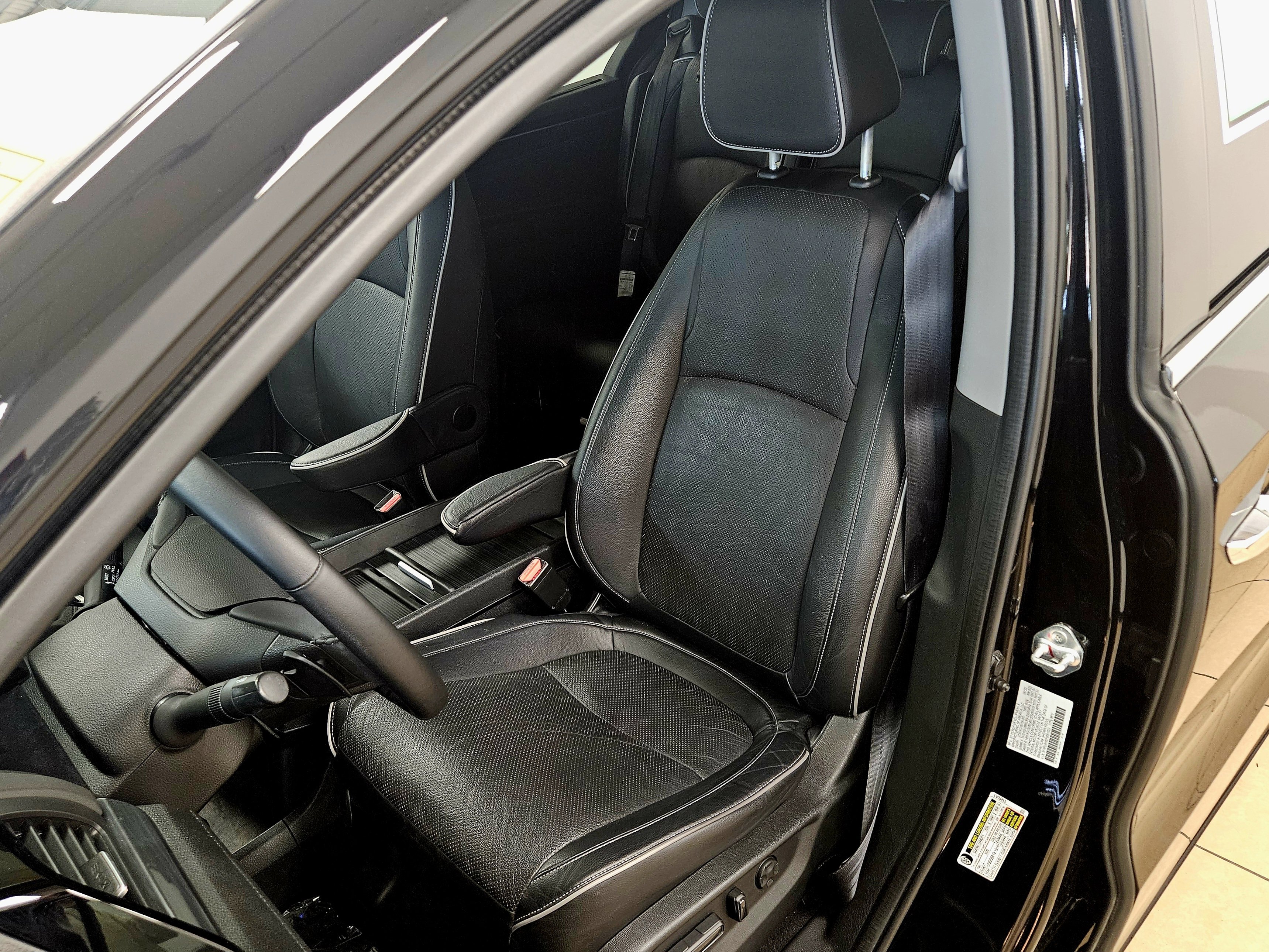 Used 2023 Honda Odyssey Elite image 39