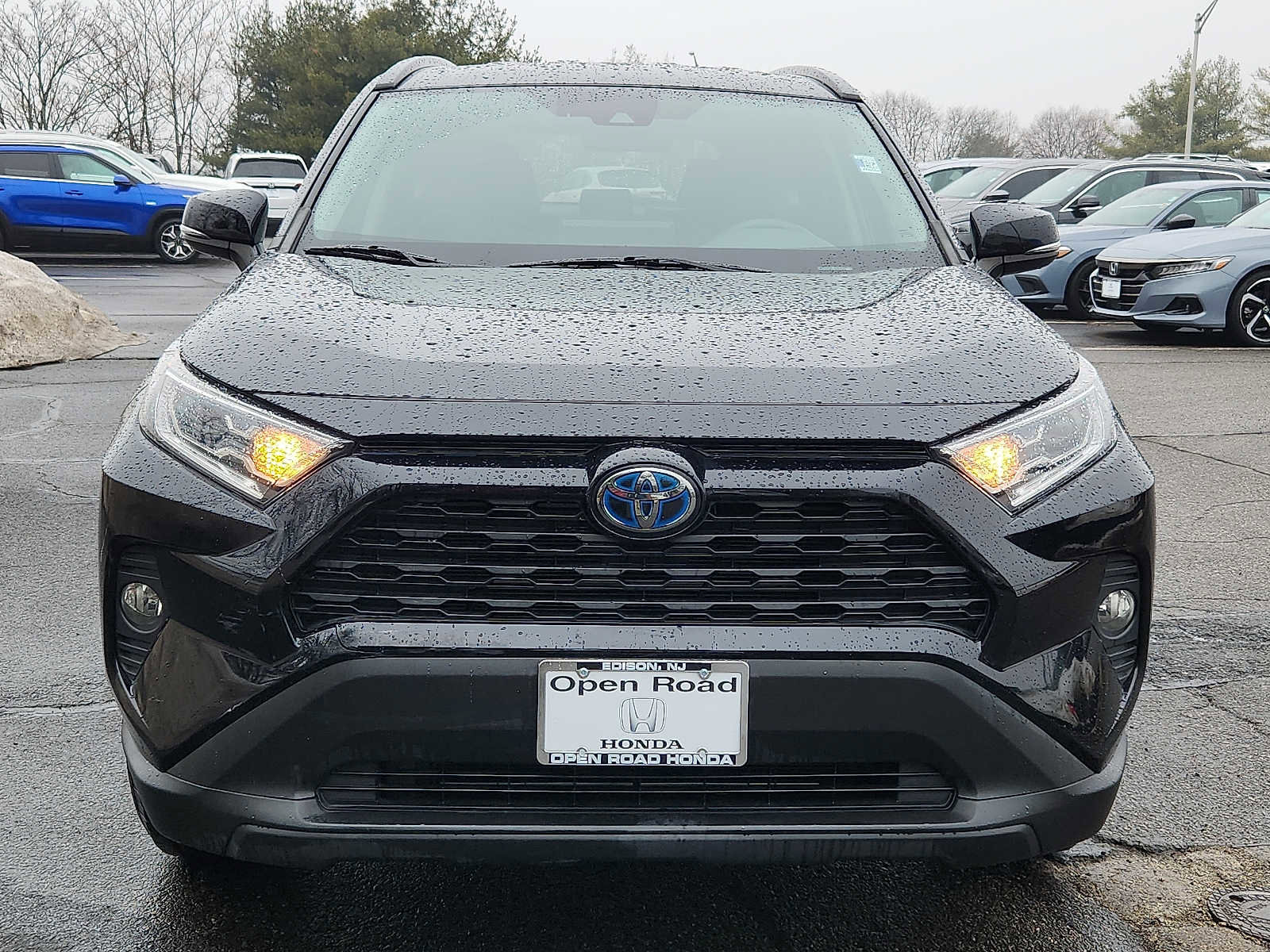Used 2021 Toyota RAV4 XLE w/ XLE Grade Weather Package image 2