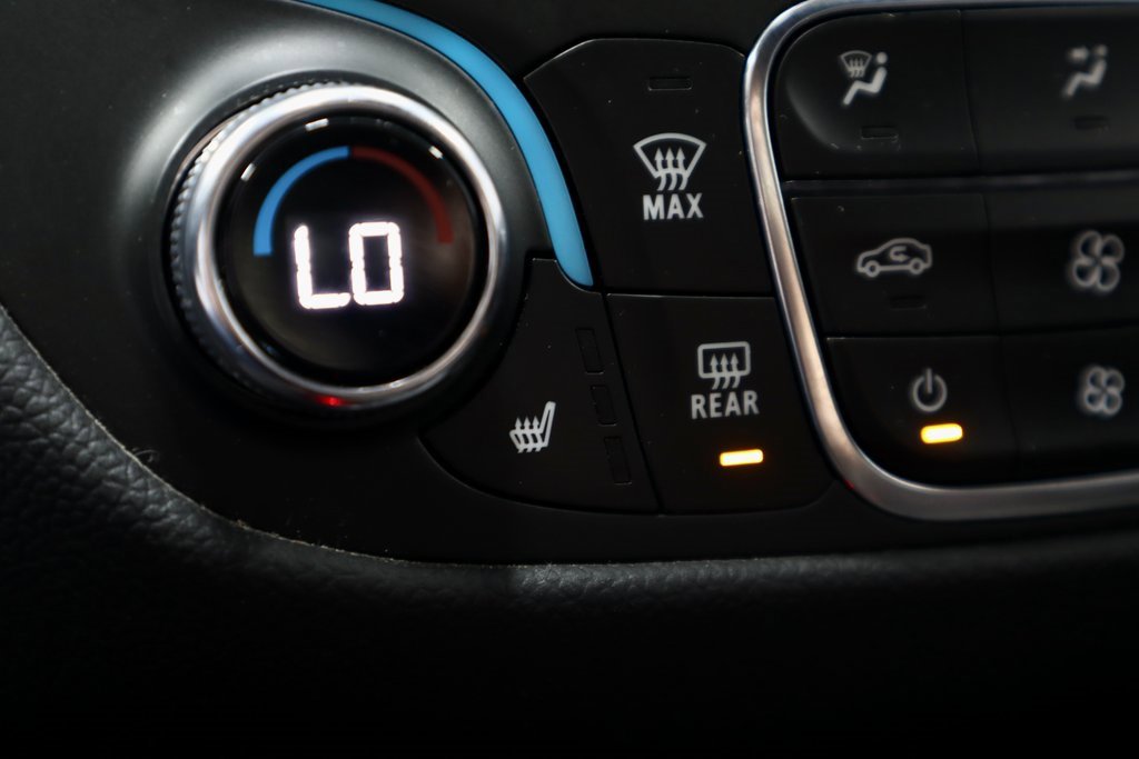 Used 2022 Chevrolet Equinox RS w/ Infotainment Package image 4