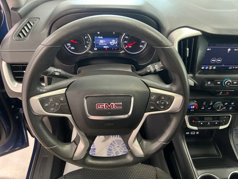 Used 2022 GMC Terrain SLE w/ Driver Convenience Package FWD image 26