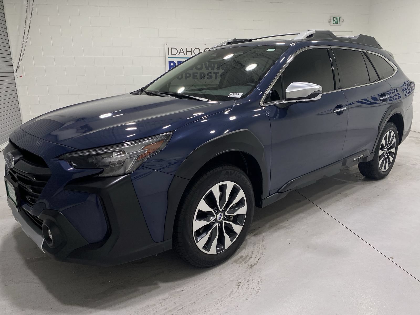 Used 2025 Subaru Outback Touring XT AWD/4WD image 4