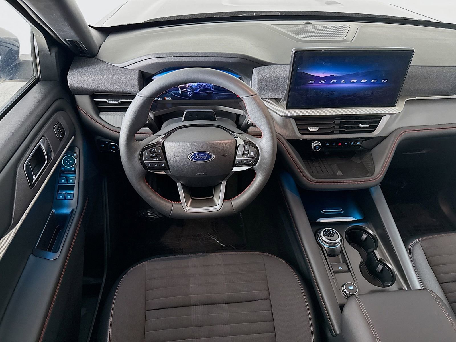 Used 2025 Ford Explorer ST-Line w/ Premium Package image 22