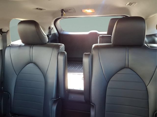 Used 2022 Toyota Highlander XLE AWD/4WD image 18