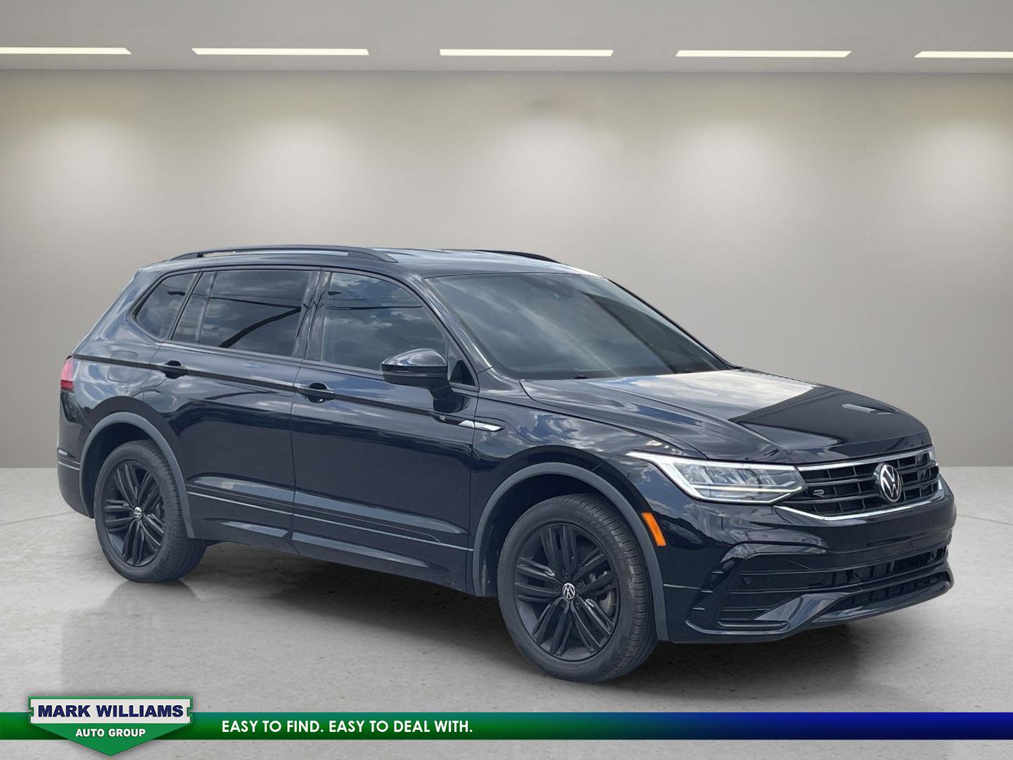 Used 2022 Volkswagen Tiguan SE R-Line