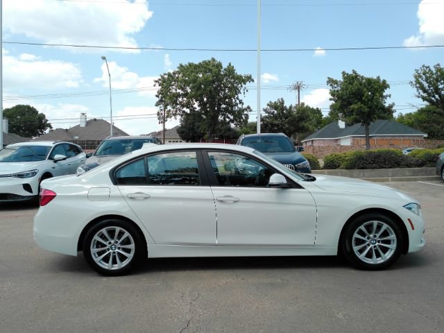 Used 2018 BMW 320i Sedan RWD image 5