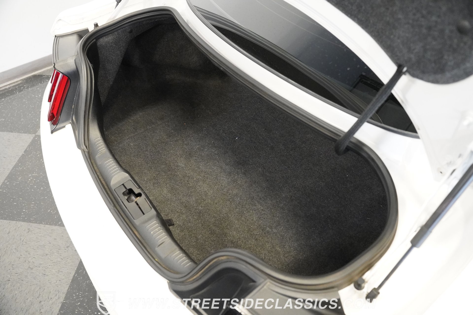 Used 2017 Ford Mustang GT image 23