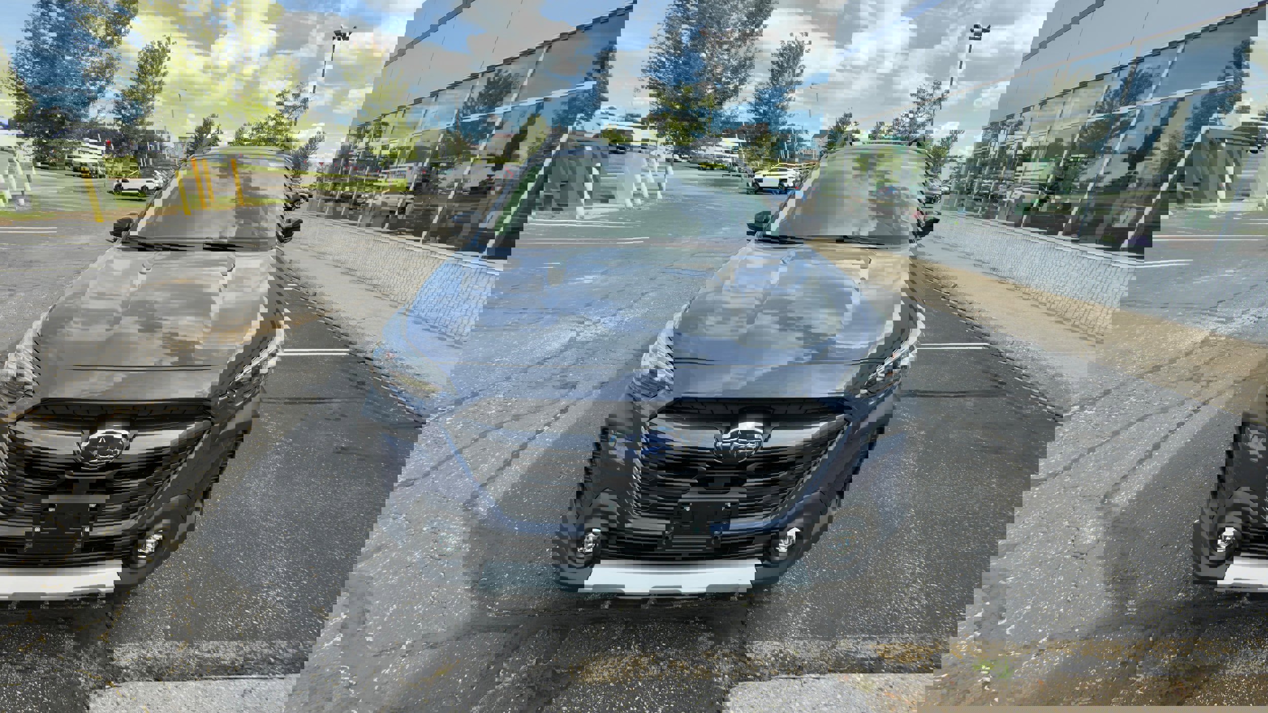 Used 2023 Subaru Outback Limited image 8