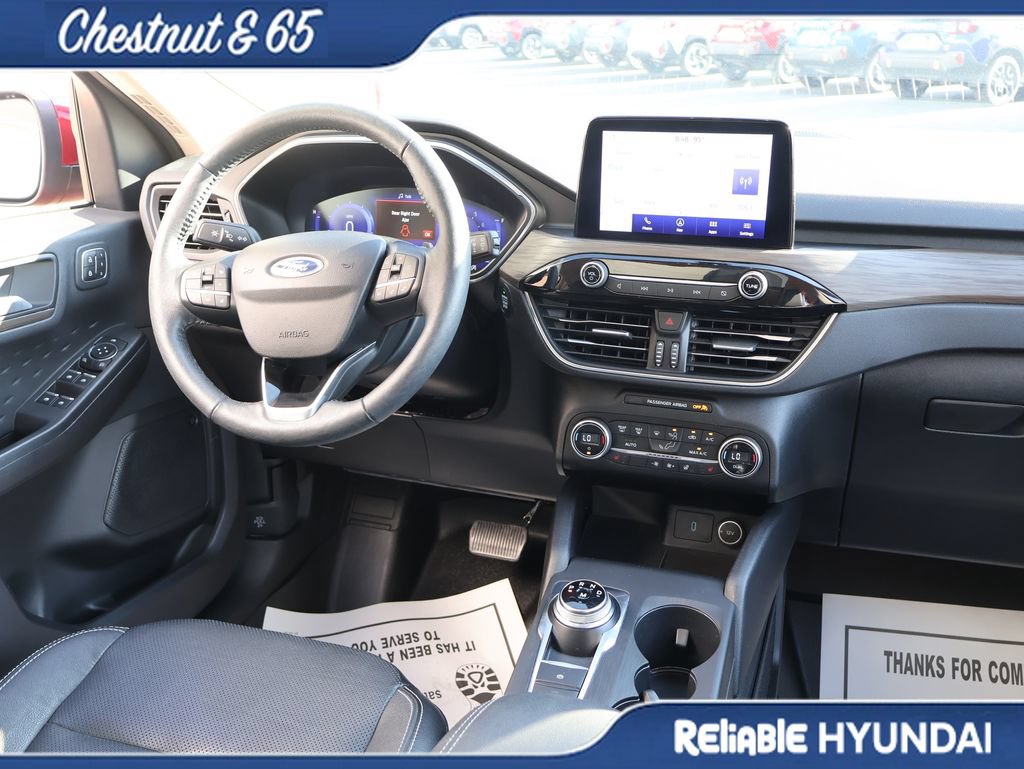 Used 2020 Ford Escape Titanium AWD/4WD image 13