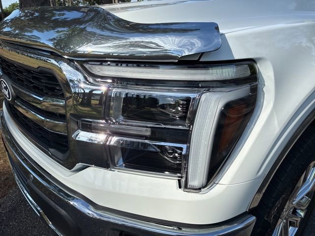 Used 2025 Ford F150 Lariat w/ Equipment Group 501A Mid AWD/4WD image 10