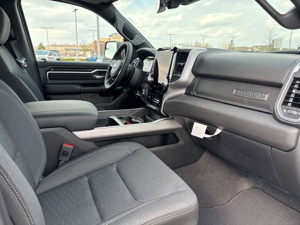 New 2026 RAM 1500 4x4 Crew Cab image 14