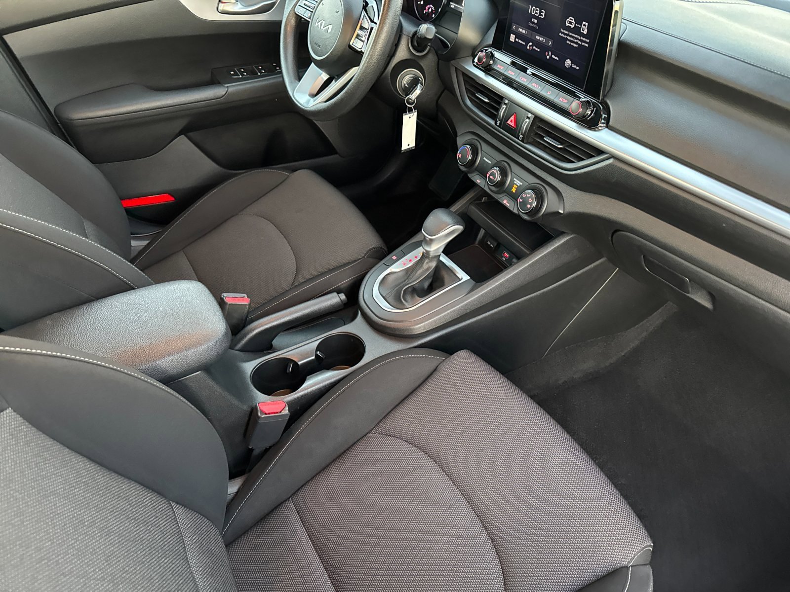 Used 2022 Kia Forte LXS image 16