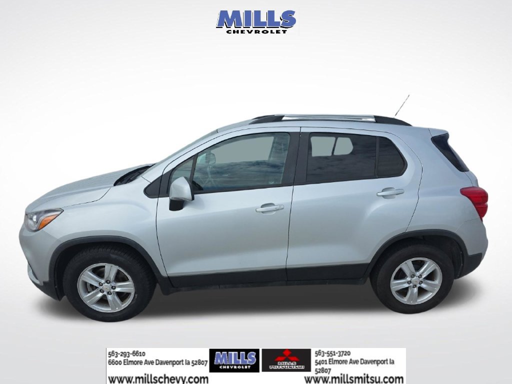Used 2021 Chevrolet Trax LT w/ LT Convenience Package FWD image 2