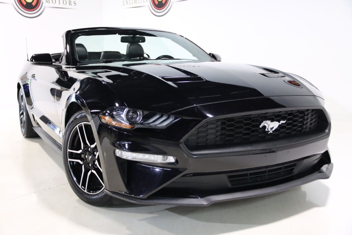 Used 2019 Ford Mustang Premium RWD image 12
