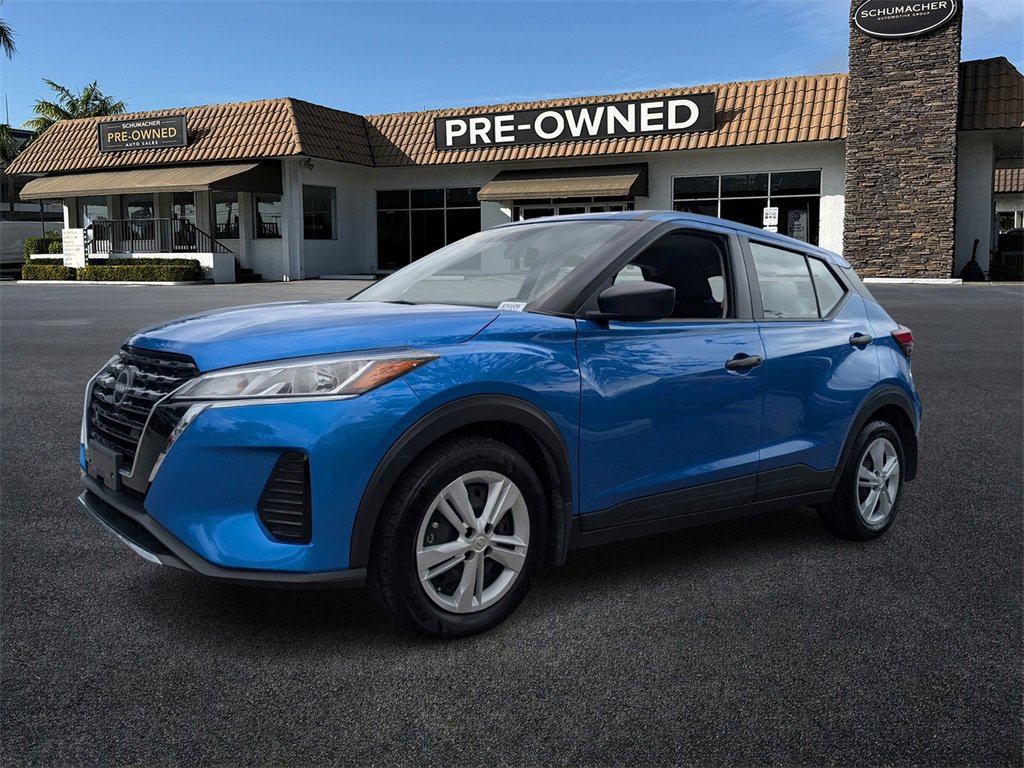 Used 2024 Nissan Kicks S image 3