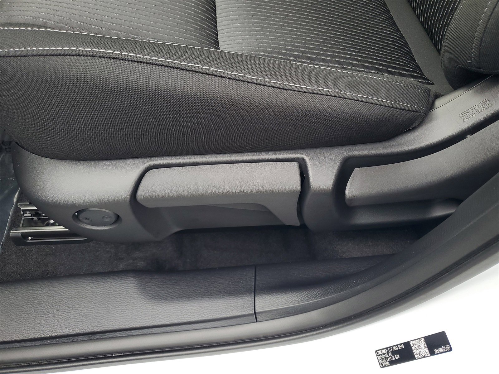 New 2026 Mitsubishi Outlander ES image 7