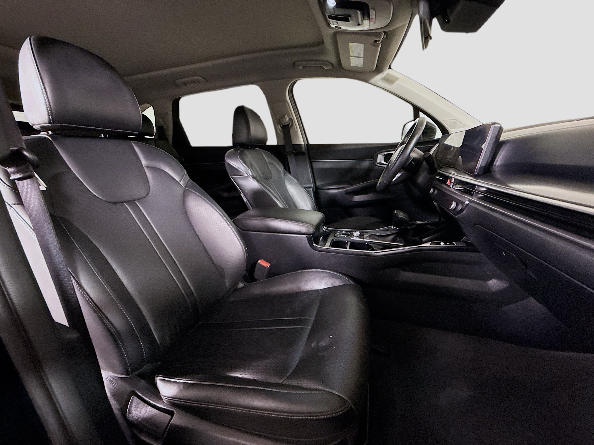 Used 2025 Kia Sorento S w/ Panoramic Sunroof Package FWD image 29