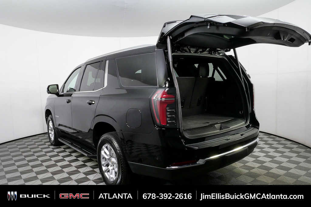 Used 2025 Chevrolet Tahoe LT image 33