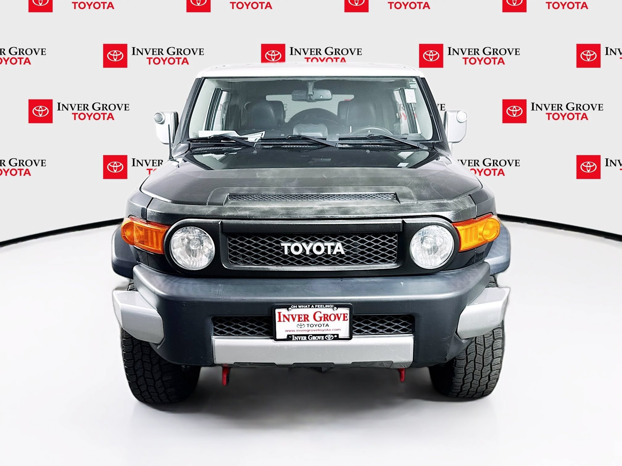 Used 2011 Toyota FJ Cruiser 4WD w/ Upgrade Pkg image 2