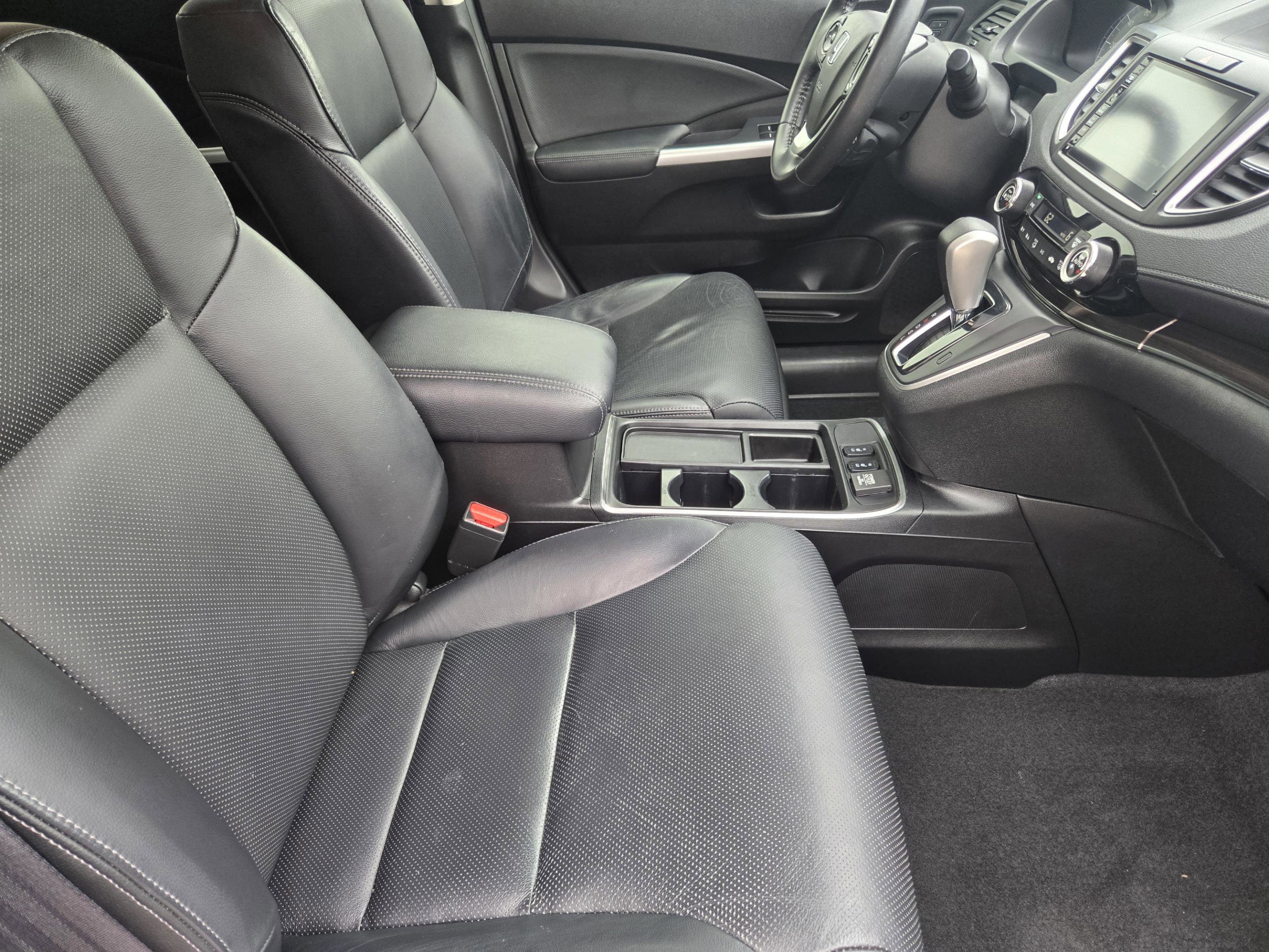 Used 2016 Honda CR-V Touring image 10