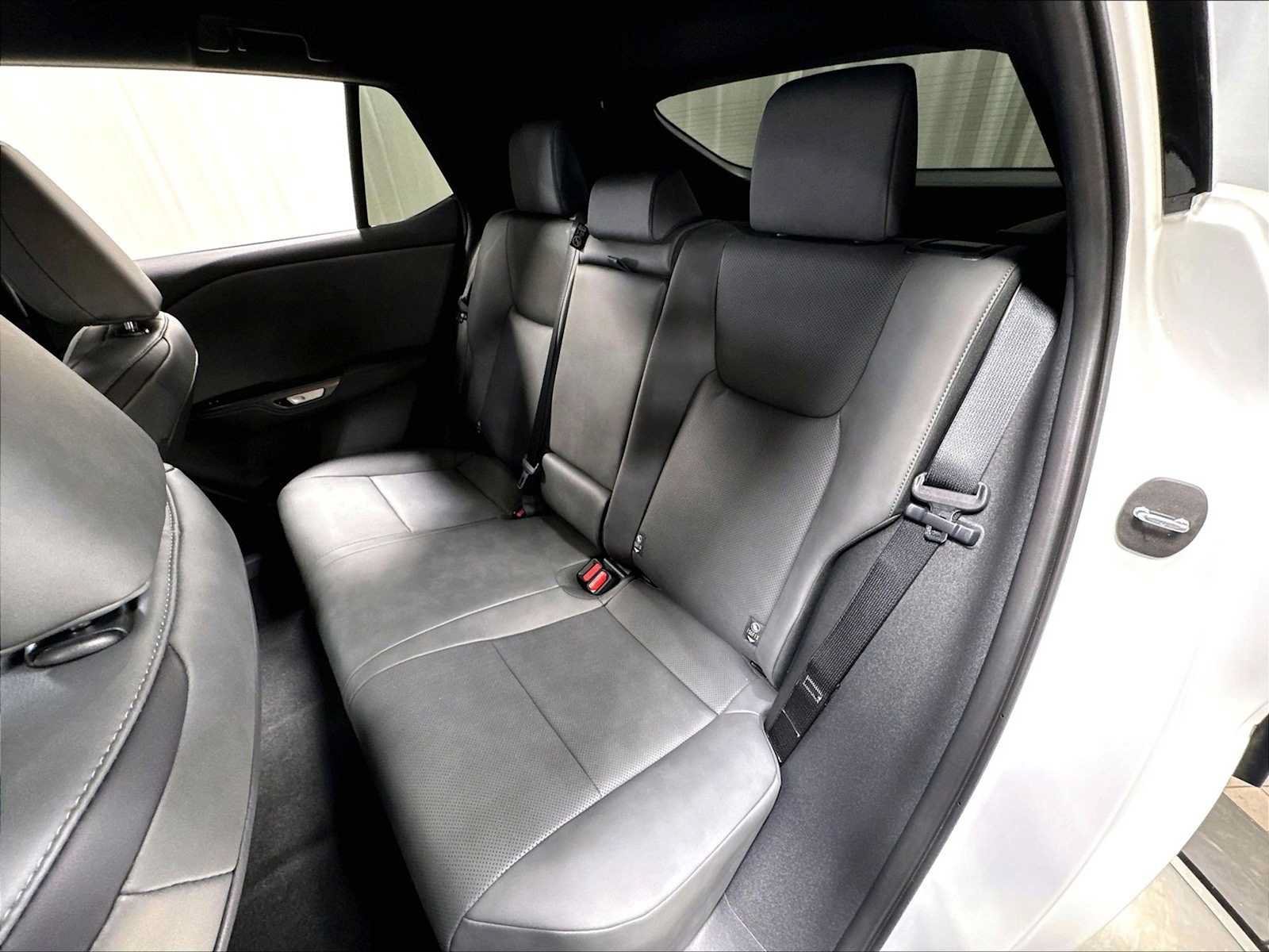 Used 2026 Lexus RZ 350e 2WD w/ Accessory Package (Z1) image 30