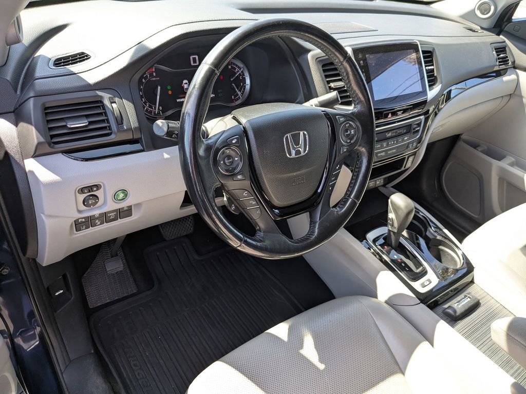Used 2017 Honda Ridgeline RTL-E image 10