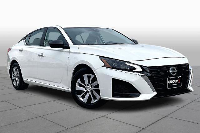 Certified 2025 Nissan Altima 2.5 S image 3