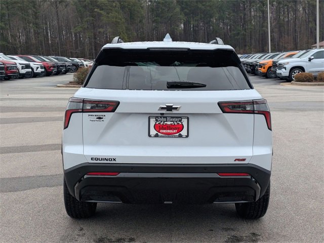New 2026 Chevrolet Equinox RS image 3