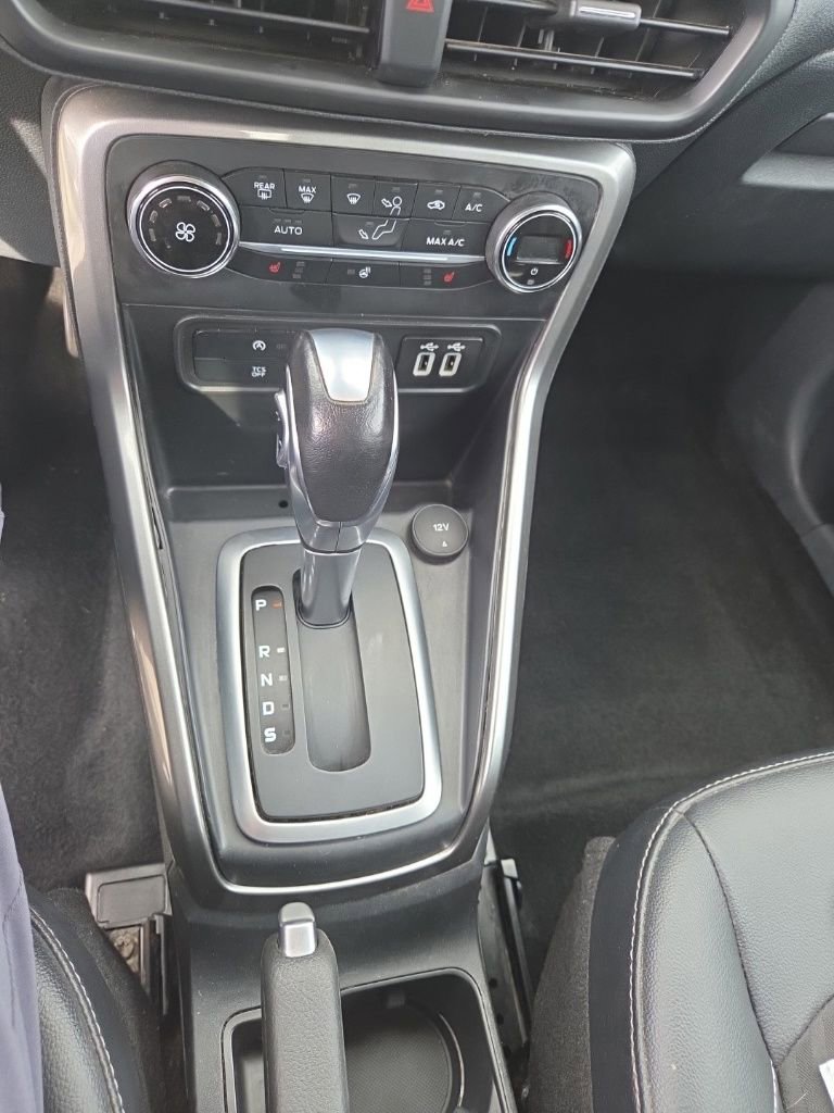 Used 2020 Ford EcoSport SES image 14