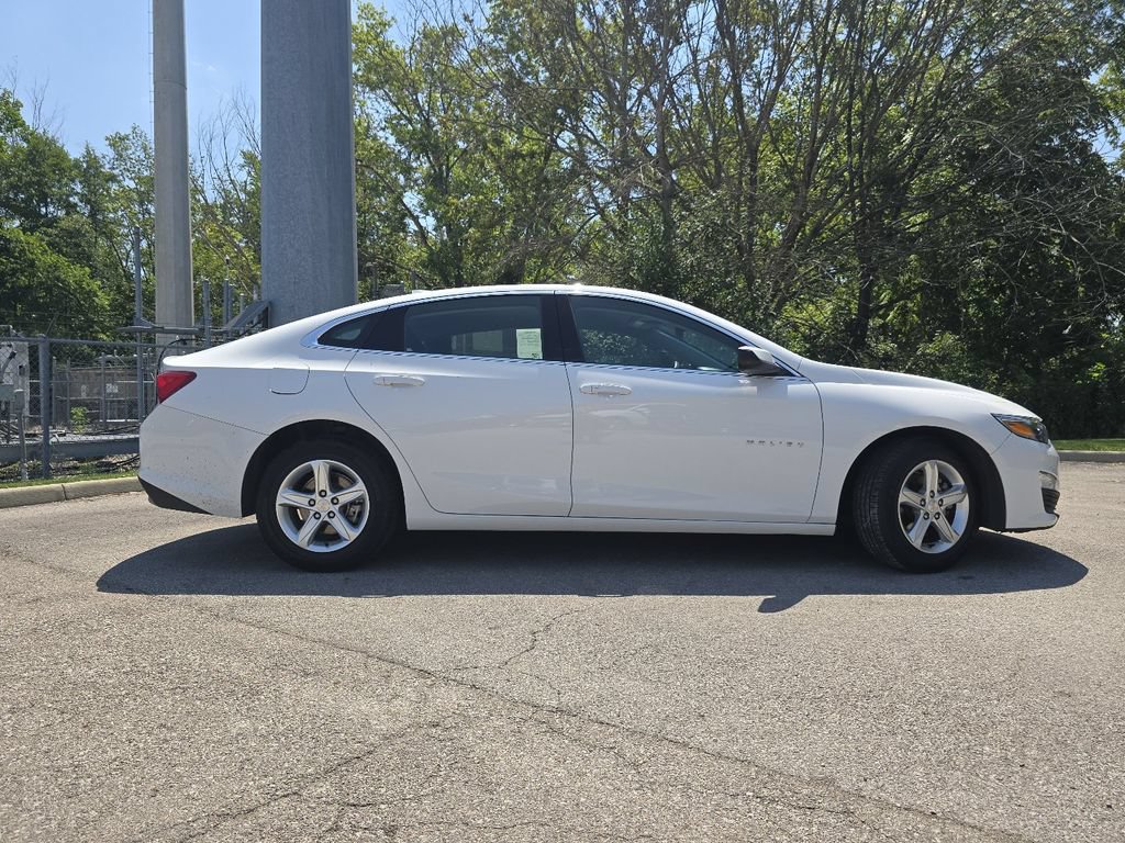 Used 2024 Chevrolet Malibu LT FWD image 14