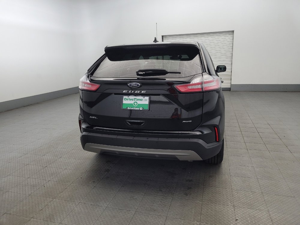 Used 2024 Ford Edge SEL image 7