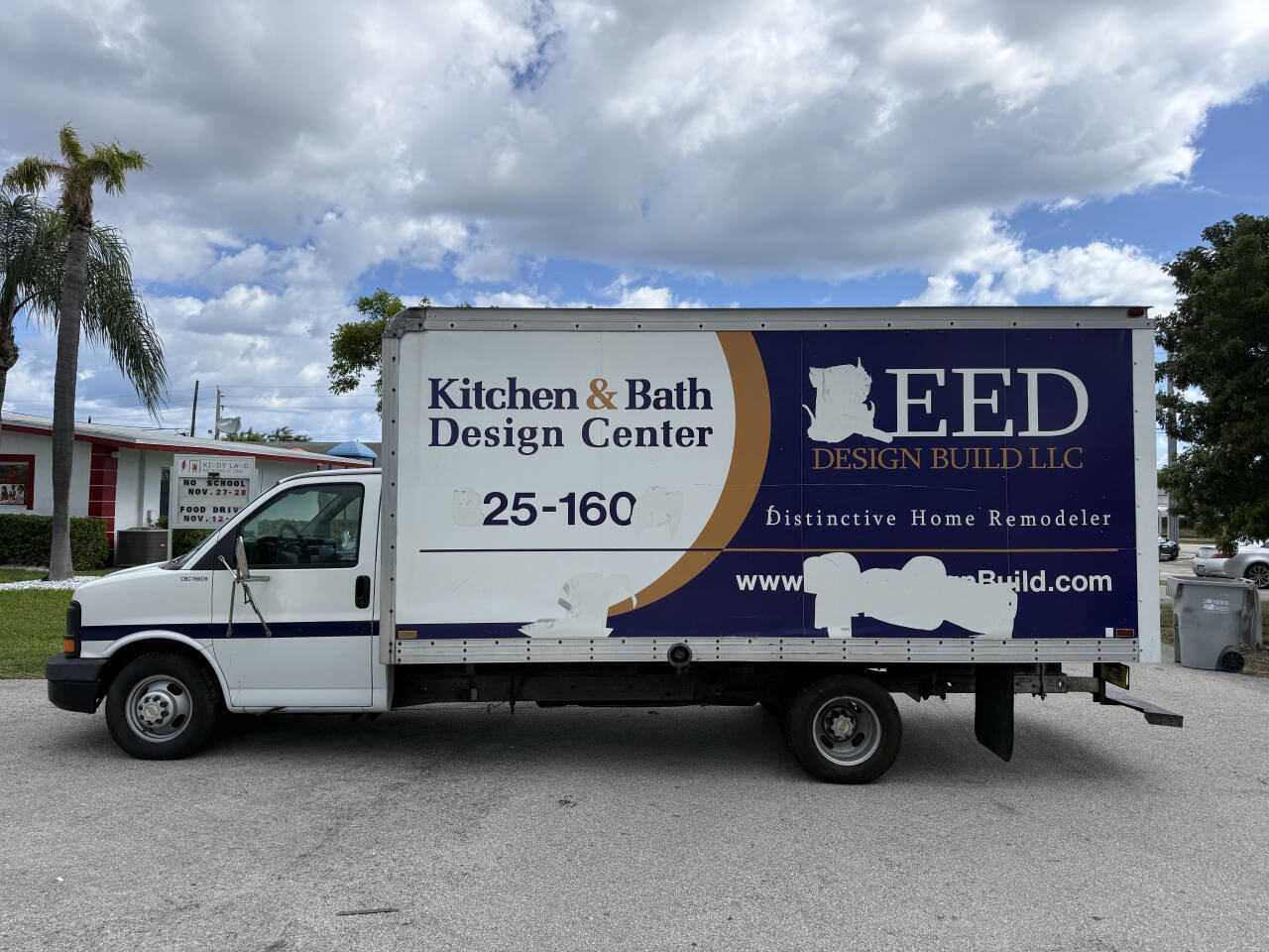 Used 2005 Chevrolet Express 3500 image 4