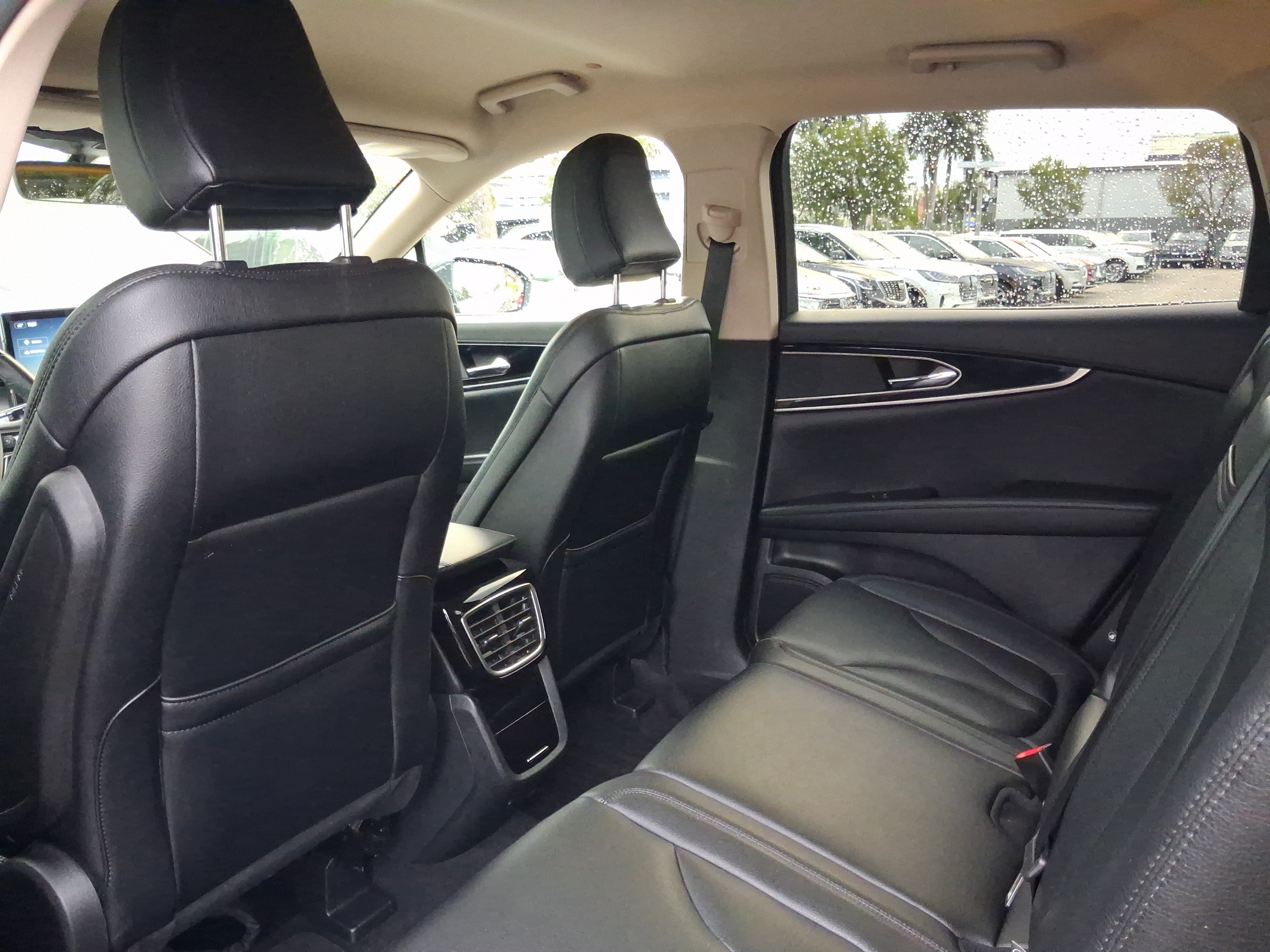 Certified 2023 Lincoln Nautilus AWD image 5