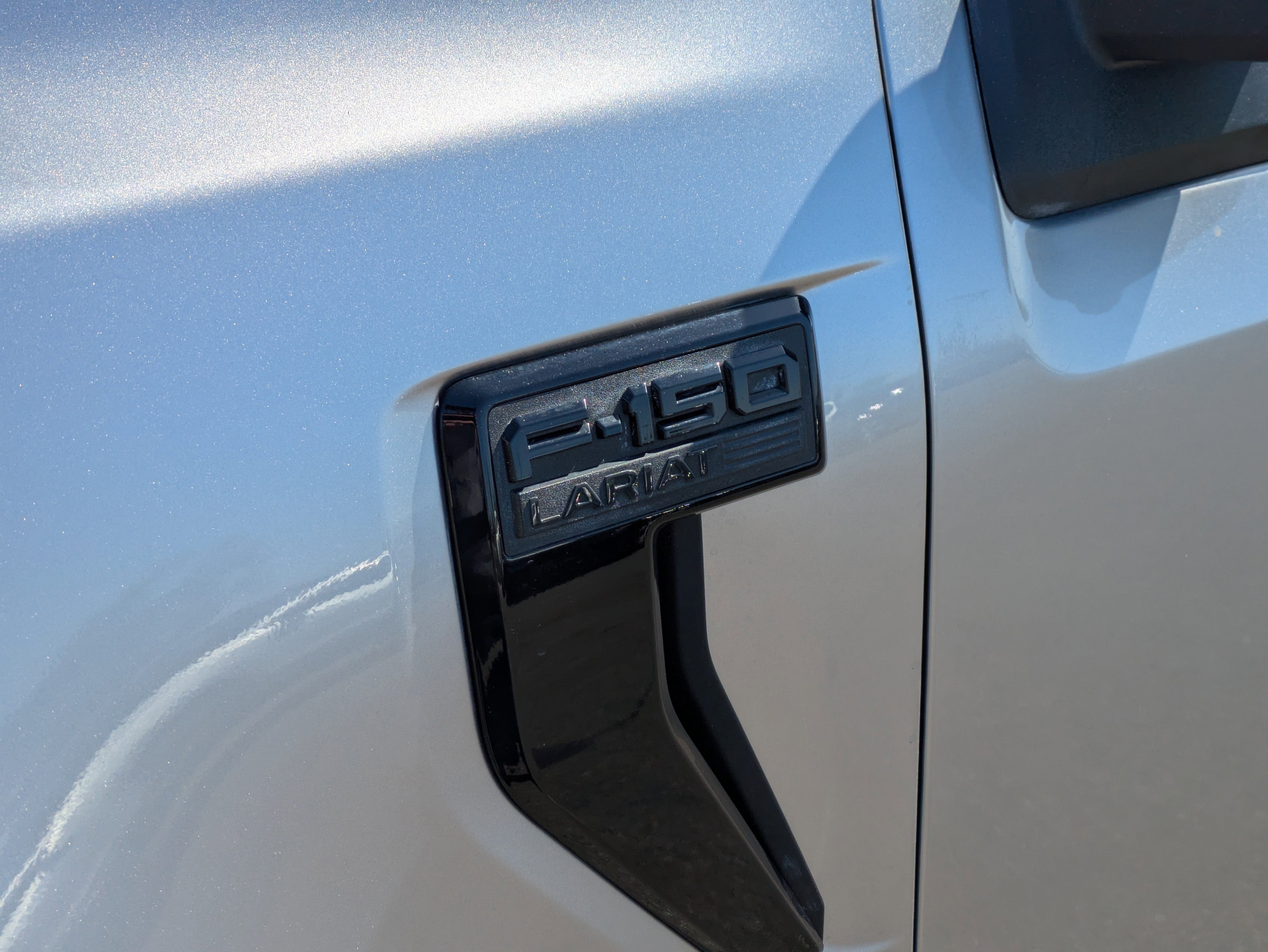 Used 2024 Ford F150 Lariat AWD/4WD image 10