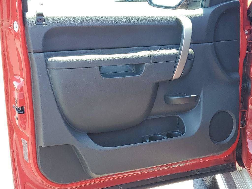 Used 2013 Chevrolet Silverado 1500 LT w/ All-Star Edition AWD/4WD image 20