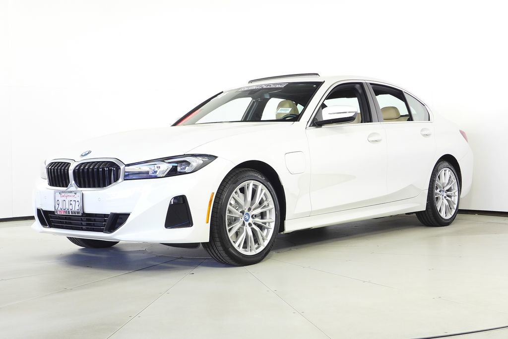 Certified 2024 BMW 330e 330e iPerformance w/ Convenience Package image 2