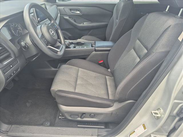 Certified 2024 Nissan Rogue SV FWD image 15