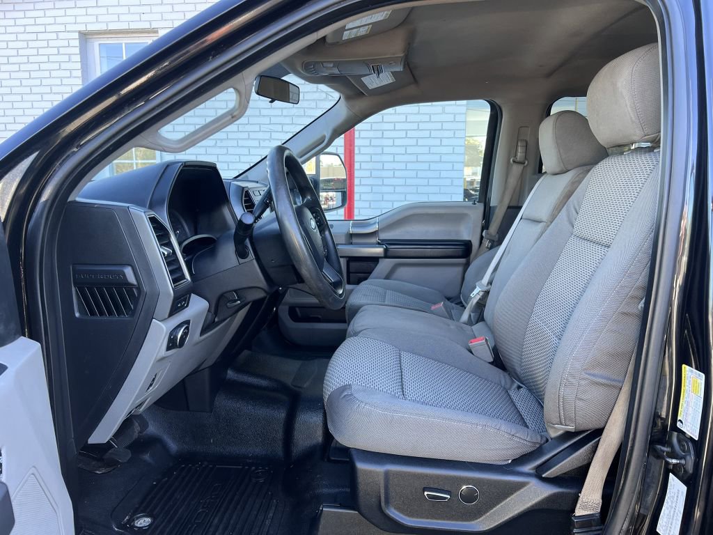 Used 2019 Ford F250 XLT w/ XLT Premium Package image 14