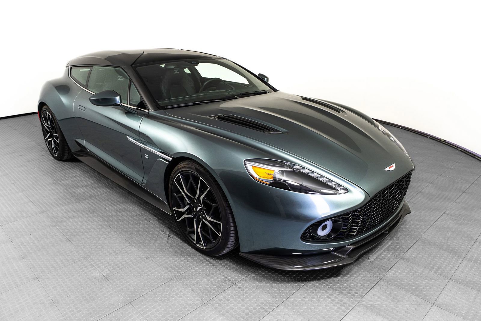Used 2019 Aston Martin Vanquish Zagato image 13