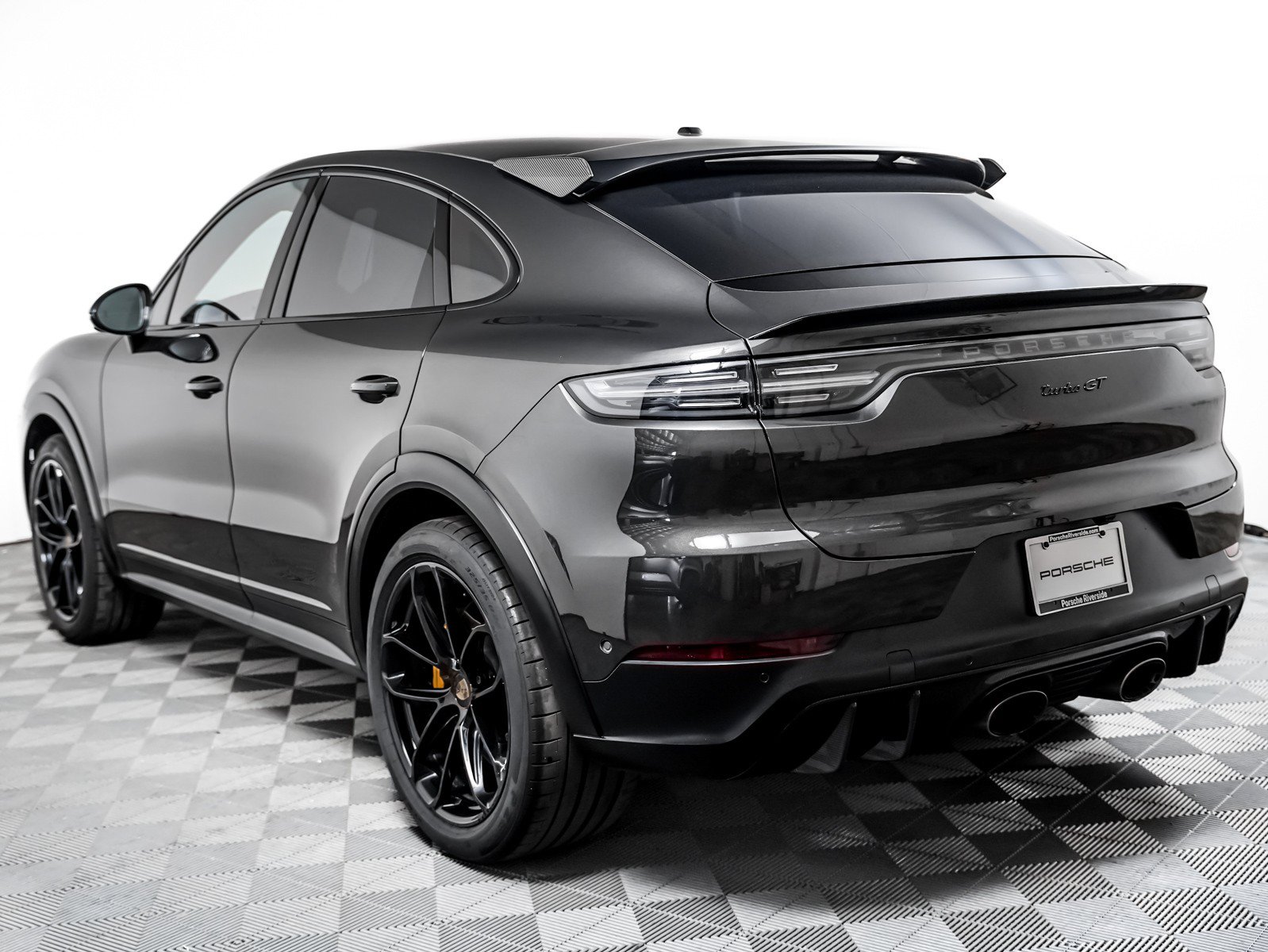 Certified 2022 Porsche Cayenne Turbo GT AWD/4WD image 3