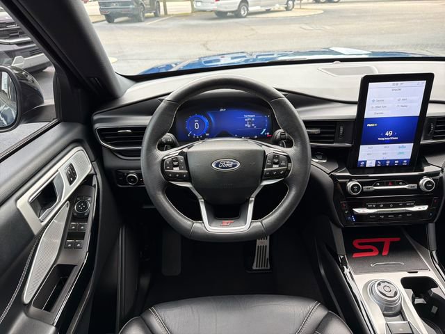 Used 2023 Ford Explorer ST w/ Equipment Group 401A AWD/4WD image 16