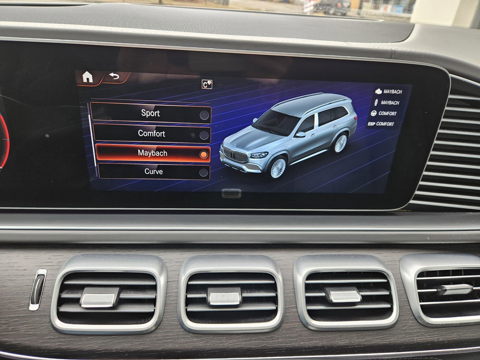 Used 2021 Mercedes-Benz Maybach GLS 600 4MATIC image 21
