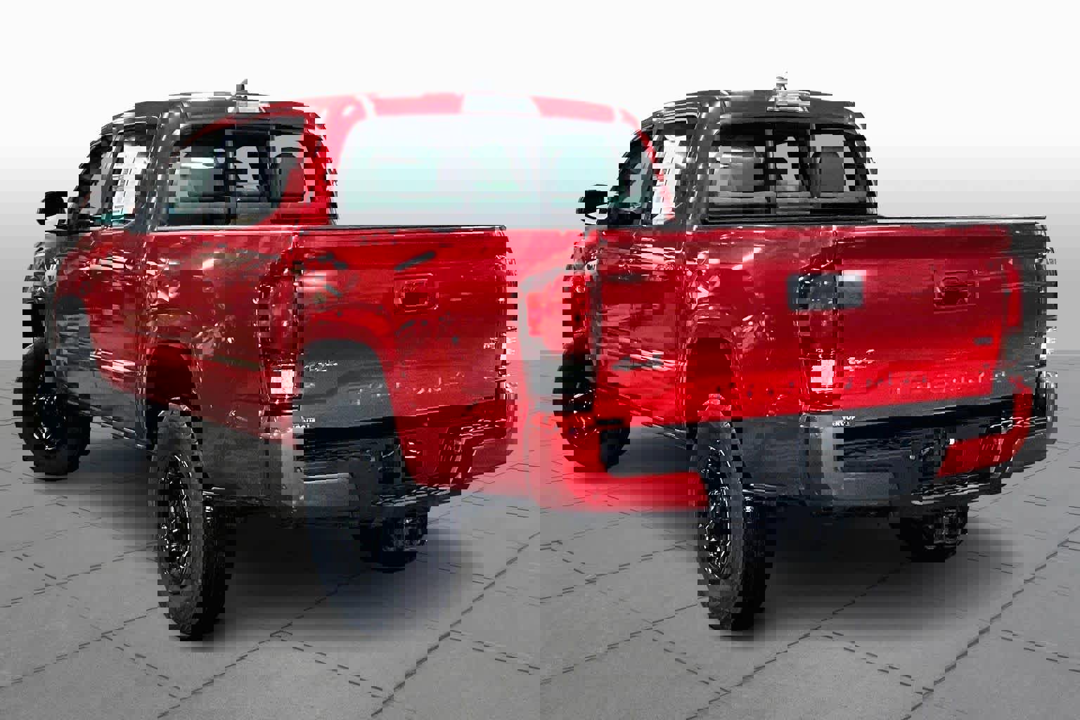 Used 2018 Toyota Tacoma SR w/ SR Convenience Package image 12