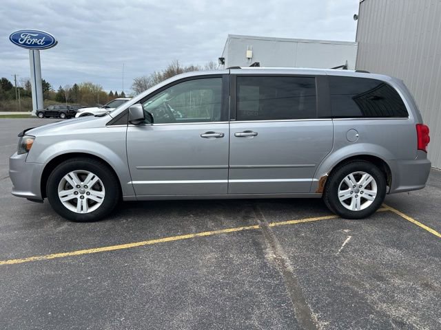 Used 2013 Dodge Grand Caravan Crew w/ Driver Convenience Group FWD image 2