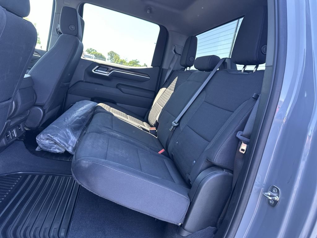 Used 2024 Chevrolet Silverado 1500 LT AWD/4WD image 27