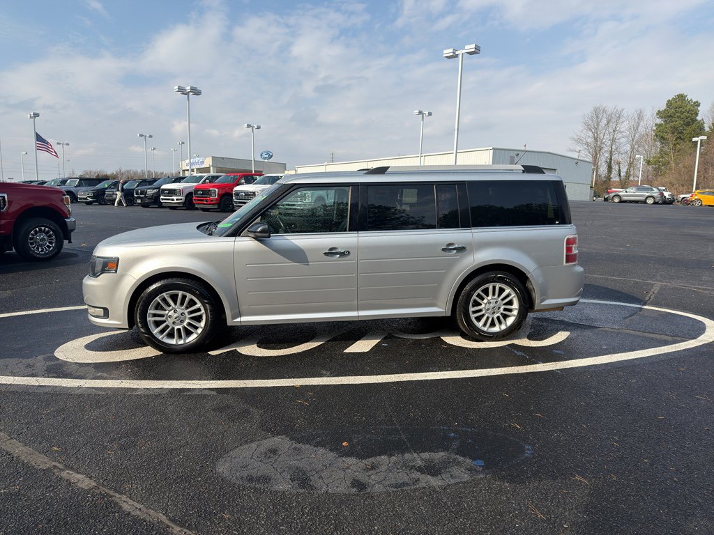 Used 2016 Ford Flex SEL w/ Equipment Group 202A image 2