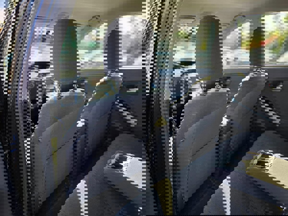 Used 2011 Toyota Prius Three image 18