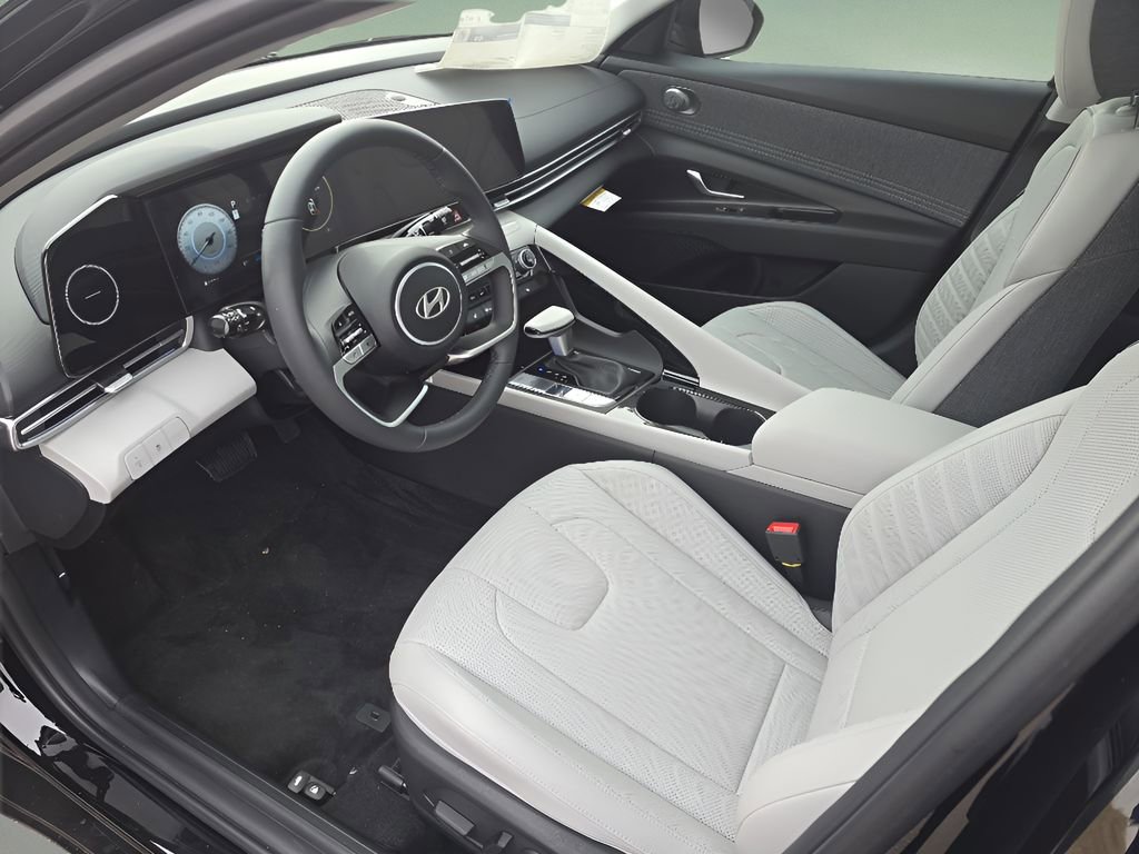 New 2026 Hyundai Elantra Limited image 23